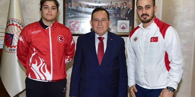 Dünya Şampiyonu Busenaz Sürmeneli TTSO’yu ziyaret etti
