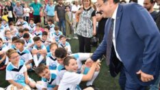 İsimlerini altın harflerle yazdıracaklar