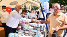 Başkan Zorluoğlu’ndan Hemşehrilerine Aşure İkramı