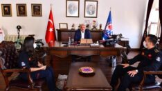 Başkan Zorluoğlu İtfaiye Personelini Ağırladı