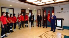 Vali Ustaoğlu, UMKE Ekibini Ödüllendirdi