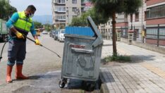Trabzon -Akçaabat’ta Çöp Konteynerleri Yıkanarak Dezenfekte Ediliyor