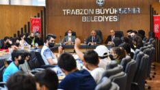 Erzincanlı Öğrenciler Başkan Zorluoğlu İle Buluştu