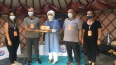 Emine Erdoğan Ahlat’ta Trabzon Büyükşehir’in Otağını Ziyaret Etti