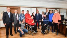 Başkan Zorluoğlu Şampiyon Kardeşleri Ağırladı