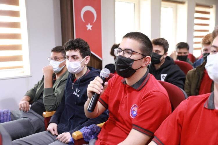 Gençlerle Omuz Omuza Akçaabat’ımızı Daha Da Geliştireceğiz