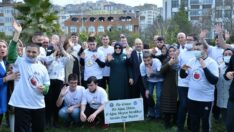 Otizm Farkındalık Günü’nde Fidan Diktiler