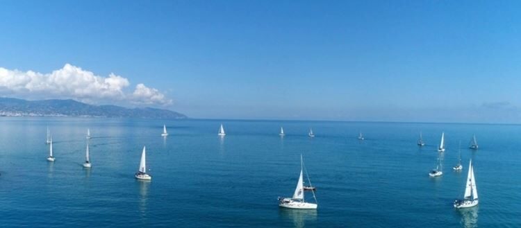 DADDralli’ye katılan 22 yat sevgi çemberi ile Trabzon’u selamladı