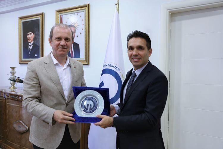 KKTC Trabzon Konsolosu Erek ÇAĞATAY, Rektörü Ziyaret Etti