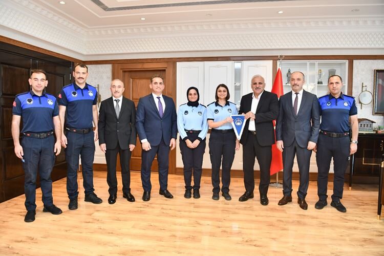 Başkan Zorluoğlu Zabıta Personeliyle Bir Araya Geldi