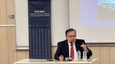 KTÜ de “Mavi Vatan Ateş Üçgeninde Türkiye” Konferansı Verildi