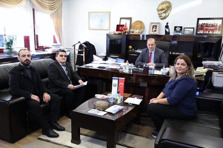 Trabzon İl Engelliler Meclisi Başkanı Yusuf ŞAFAK ve Beraberindeki Heyet, Rektörü Ziyaret Etti