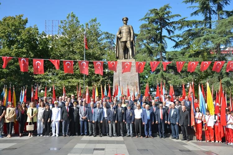 Atatürk’ün Trabzon’u İlk Teşrifi Törenle Kutlandı