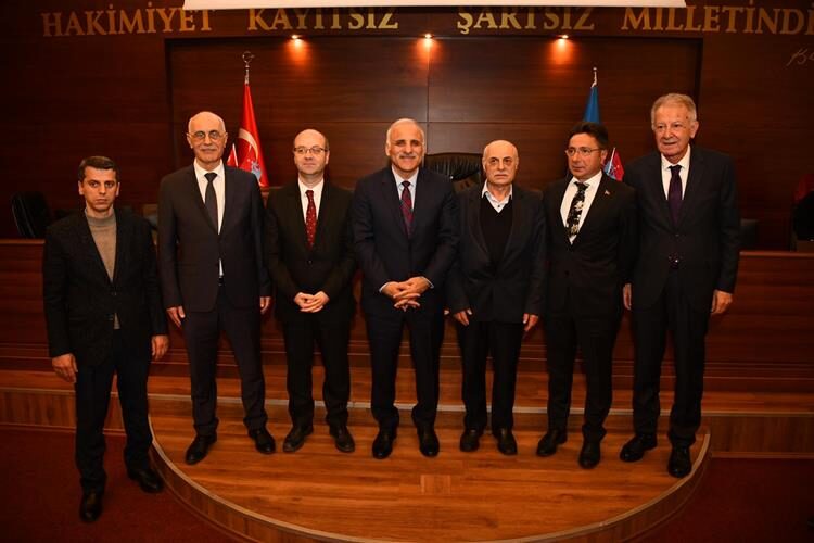 Büyükşehir Belediye Meclisinden Duygusal Veda