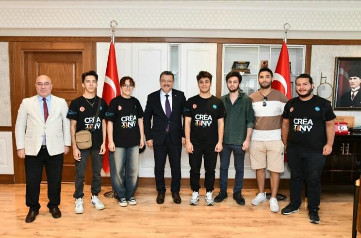 Başkan Genç Şampiyon Takımı Ağırladı