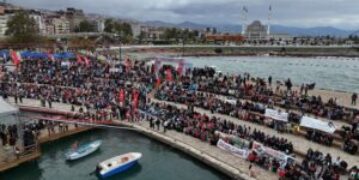 Binlerce Trabzonlu Gazze için yürüdü